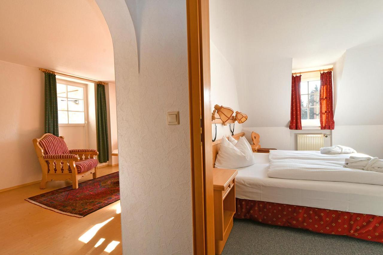 Landhotel Altes Zollhaus Hermsdorf  Zewnętrze zdjęcie